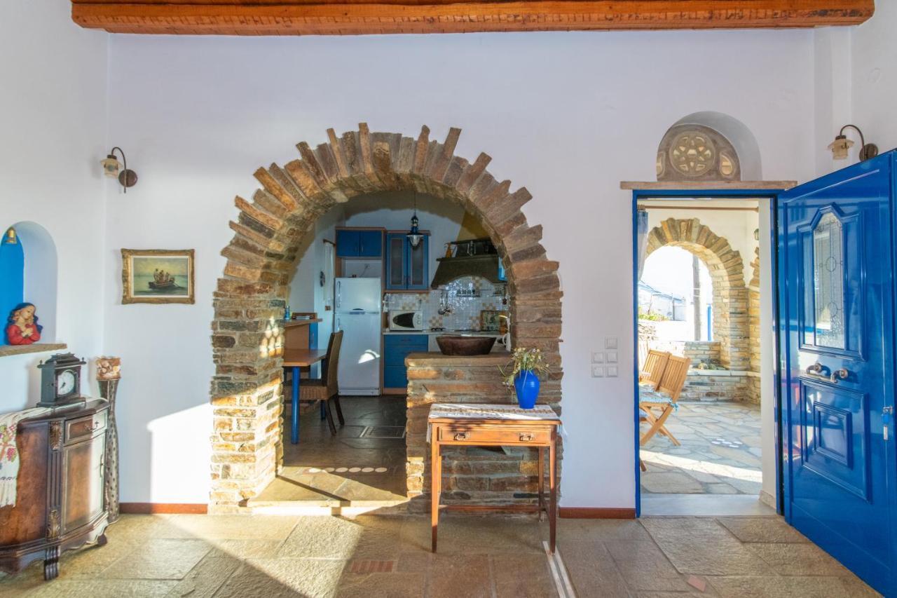 Traditional House By The Sea Istérnia 外观 照片